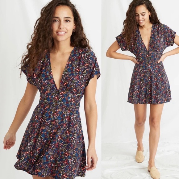 Marine Layer Camila Dress in Multi Floral Size Small - Picture 2 of 13